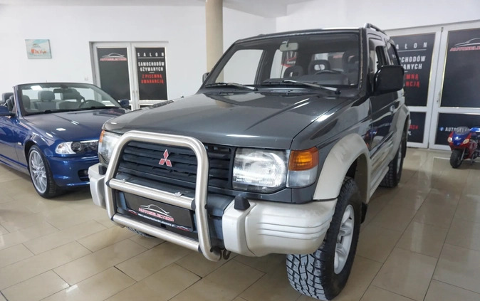 Mitsubishi Pajero cena 28900 przebieg: 271353, rok produkcji 1991 z Bukowno małe 742